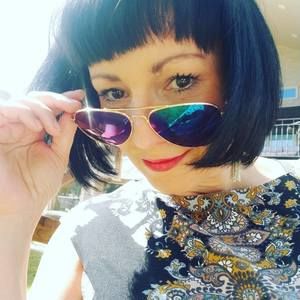 Meet your Posher, Candace